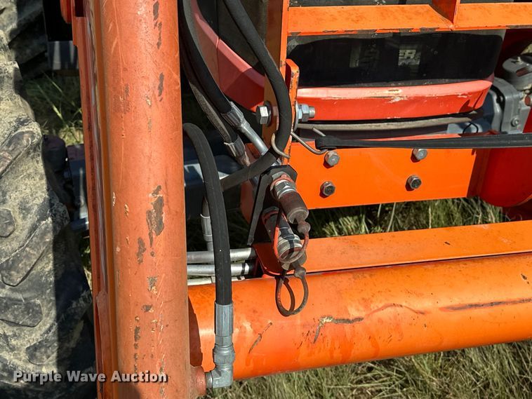 image for item EJ8910 2012 Kubota M7040D MFWD tractor