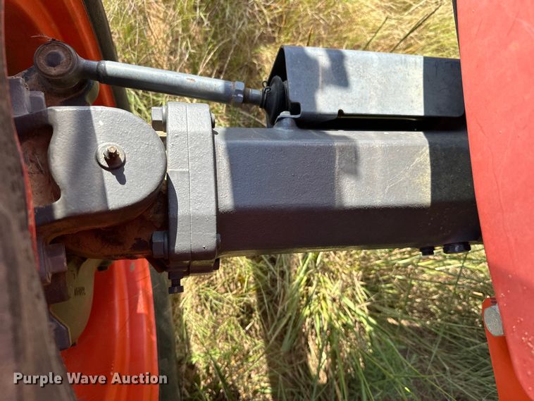 image for item EJ8910 2012 Kubota M7040D MFWD tractor