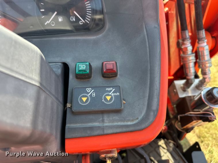 image for item EJ8910 2012 Kubota M7040D MFWD tractor