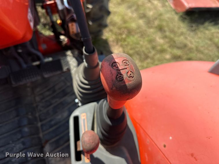 image for item EJ8910 2012 Kubota M7040D MFWD tractor