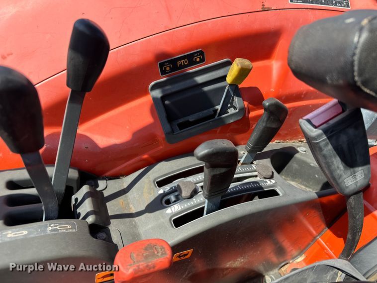 image for item EJ8910 2012 Kubota M7040D MFWD tractor