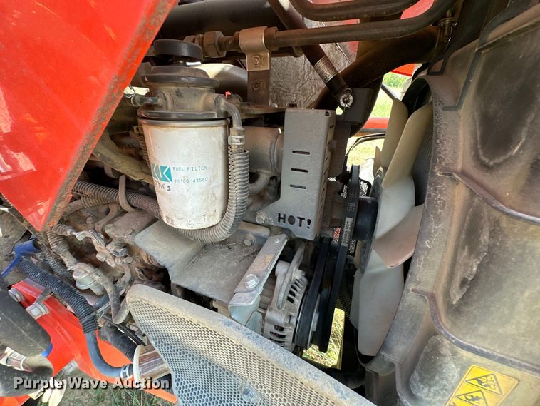 image for item EJ8910 2012 Kubota M7040D MFWD tractor