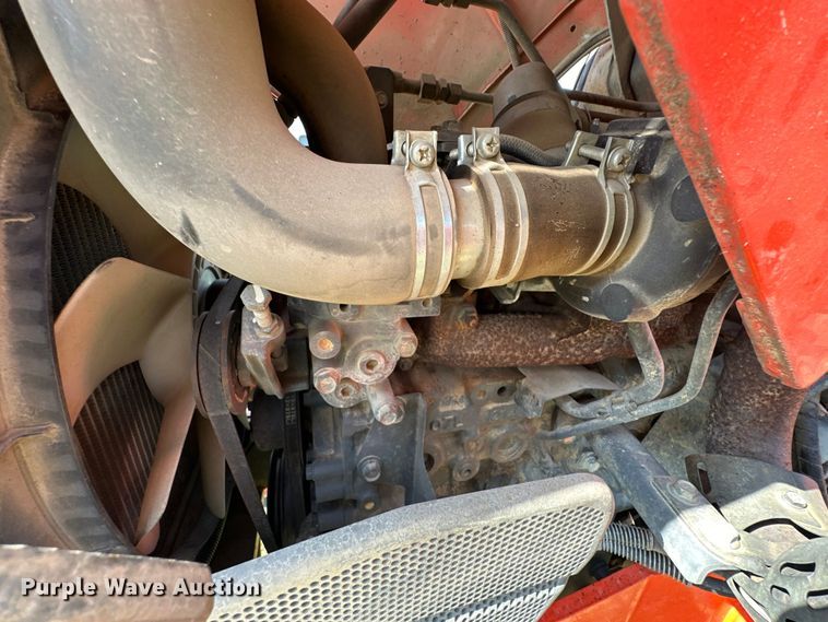 image for item EJ8910 2012 Kubota M7040D MFWD tractor