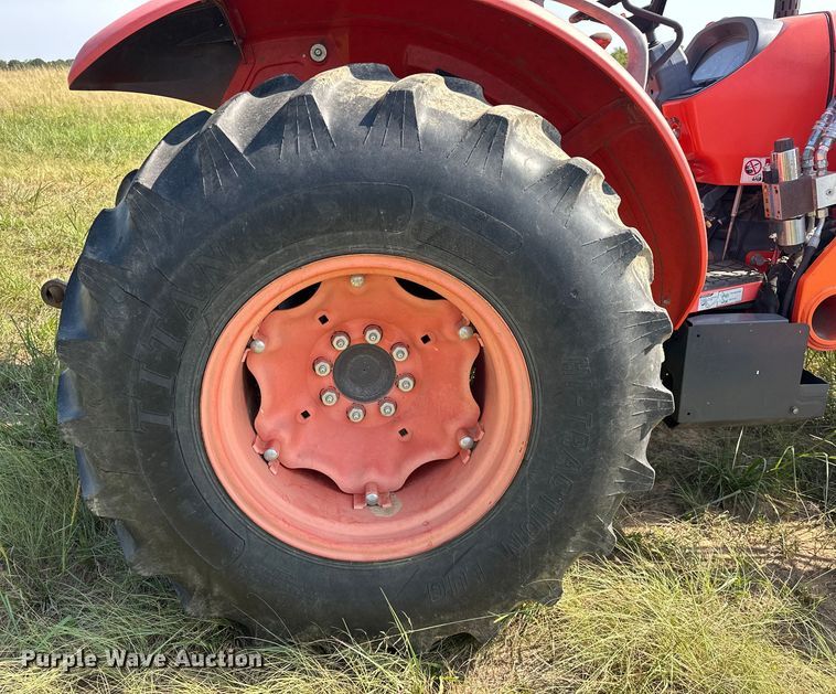 image for item EJ8910 2012 Kubota M7040D MFWD tractor