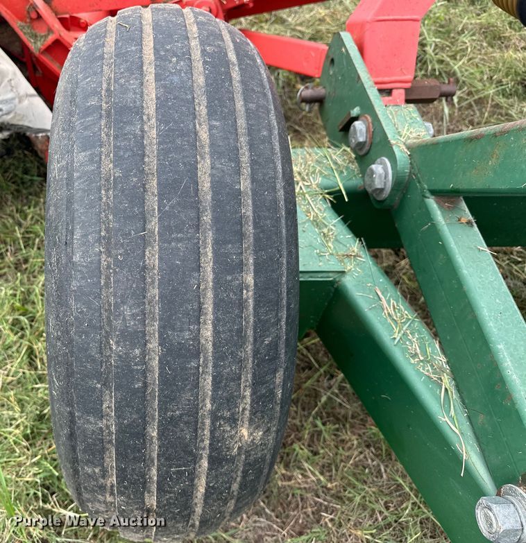 image for item EJ8965 Kuhn  GMD800-GII HD disc mower