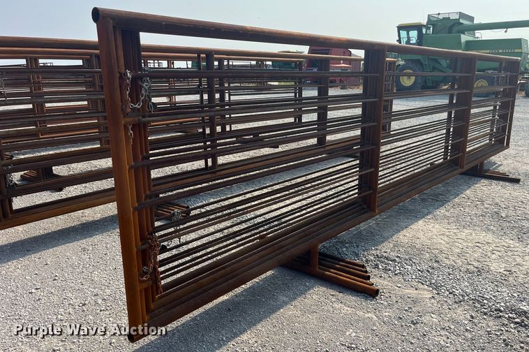 image for item EK8830 Livestock panels