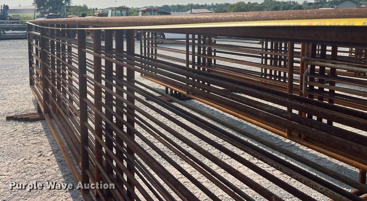 image for item EK8830 Livestock panels