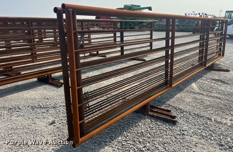 image for item EK8832 Livestock panels