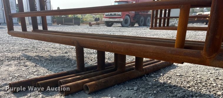 image for item EK8832 Livestock panels