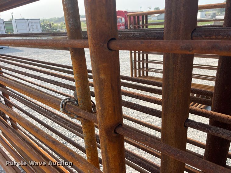 image for item EK8832 Livestock panels