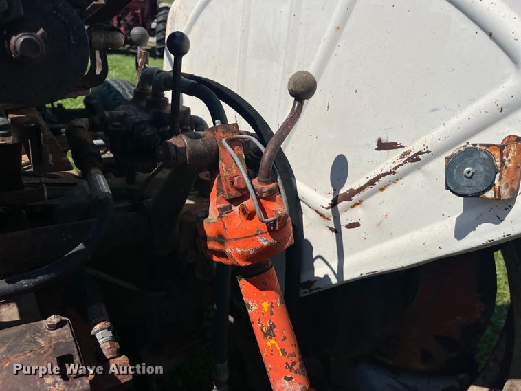 image for item EK8945 1964 David Brown 990 Selectmatic tractor