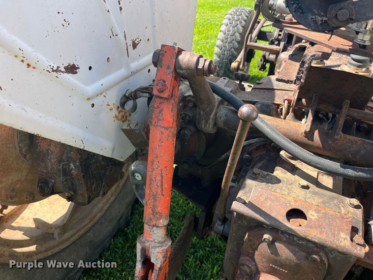 image for item EK8945 1964 David Brown 990 Selectmatic tractor