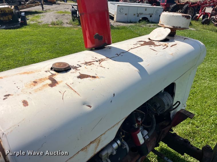 image for item EK8945 1964 David Brown 990 Selectmatic tractor