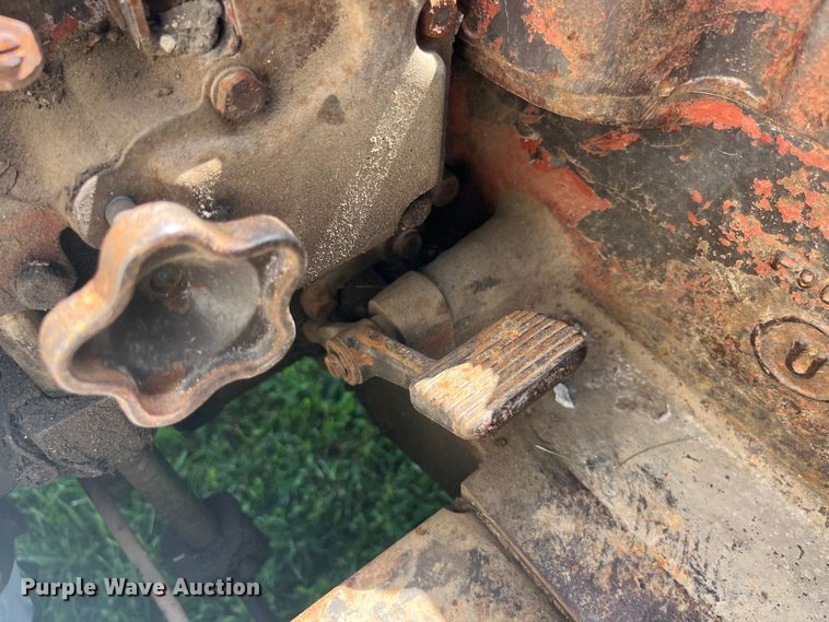 image for item EK8945 1964 David Brown 990 Selectmatic tractor