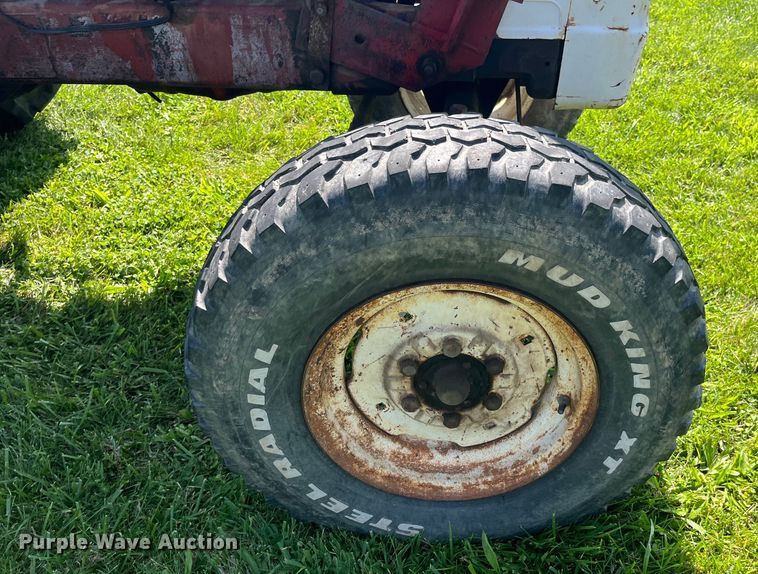 image for item EK8945 1964 David Brown 990 Selectmatic tractor