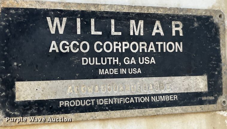 image for item EK8961 1995 Freightliner fertilizer delivery truck