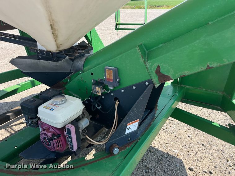 image for item EK8987 Seed Shuttle SS290 seed tender