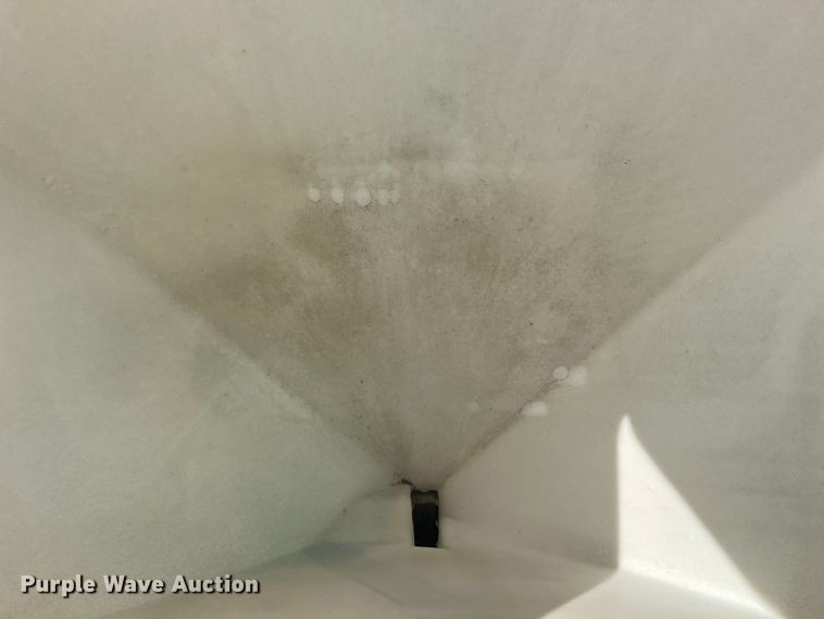 image for item EK8987 Seed Shuttle SS290 seed tender