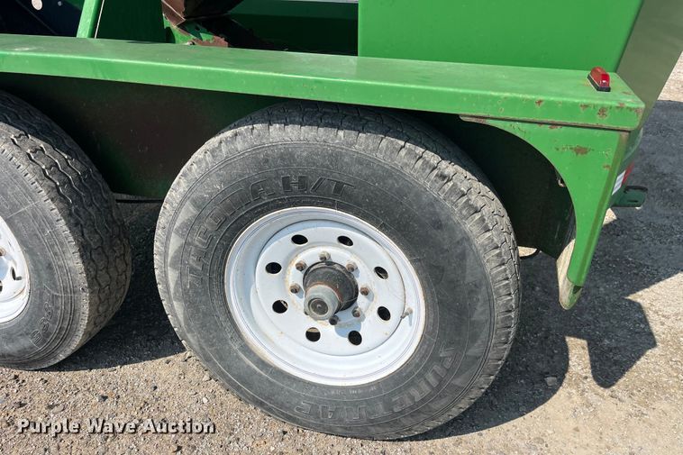 image for item EK8987 Seed Shuttle SS290 seed tender