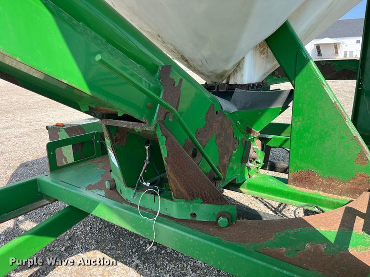 image for item EK8988 Seed Shuttle SS290 seed tender