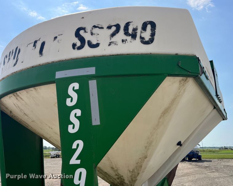 image for item EK8988 Seed Shuttle SS290 seed tender