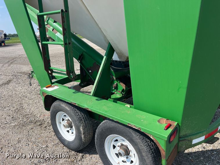 image for item EK8988 Seed Shuttle SS290 seed tender