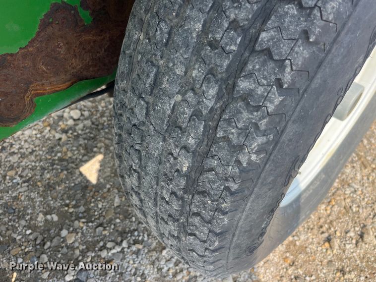 image for item EK8988 Seed Shuttle SS290 seed tender