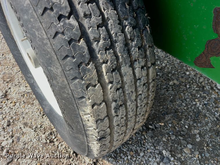 image for item EK8988 Seed Shuttle SS290 seed tender