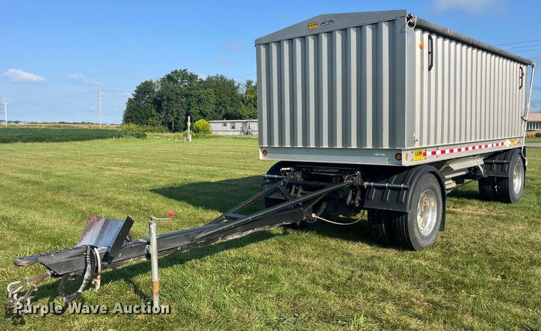 image for item EK8997 2015 Kann pup grain trailer