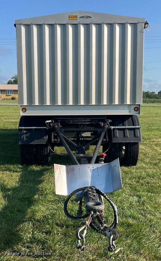 image for item EK8997 2015 Kann pup grain trailer