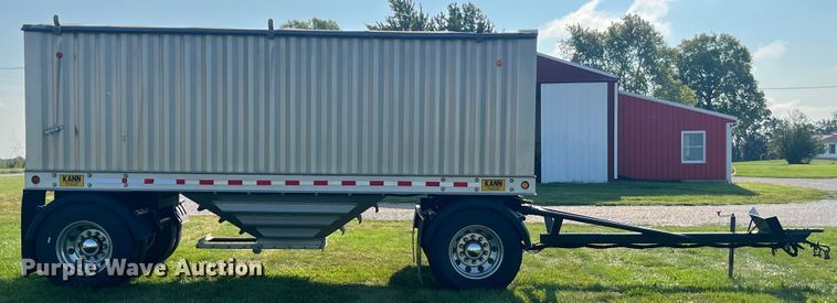 image for item EK8997 2015 Kann pup grain trailer