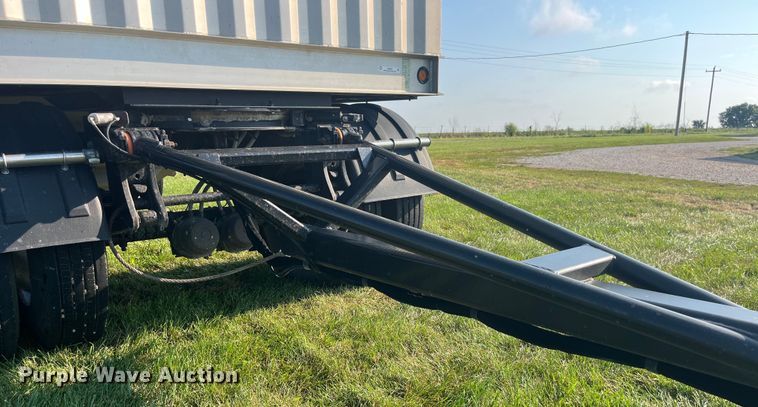 image for item EK8997 2015 Kann pup grain trailer