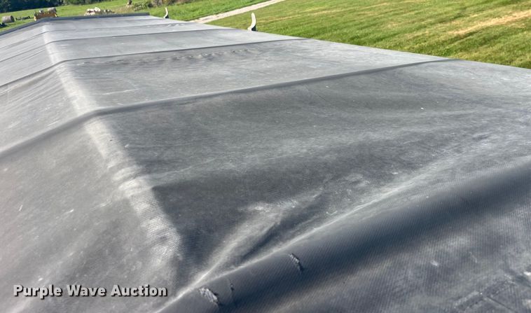 image for item EK8997 2015 Kann pup grain trailer