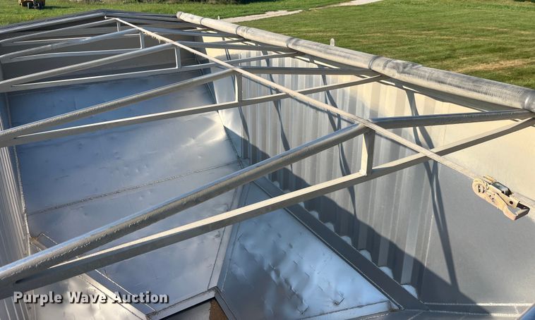 image for item EK8997 2015 Kann pup grain trailer