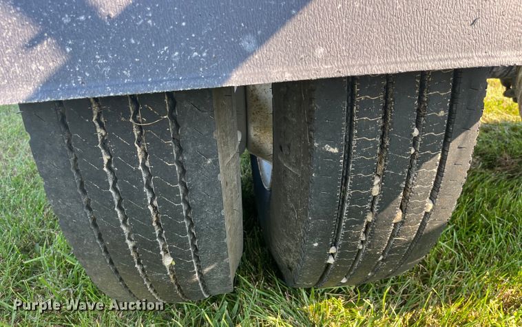 image for item EK8997 2015 Kann pup grain trailer