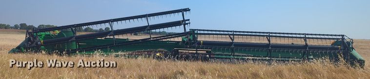 image for item EQ2004 2014 John Deere  640D draper head