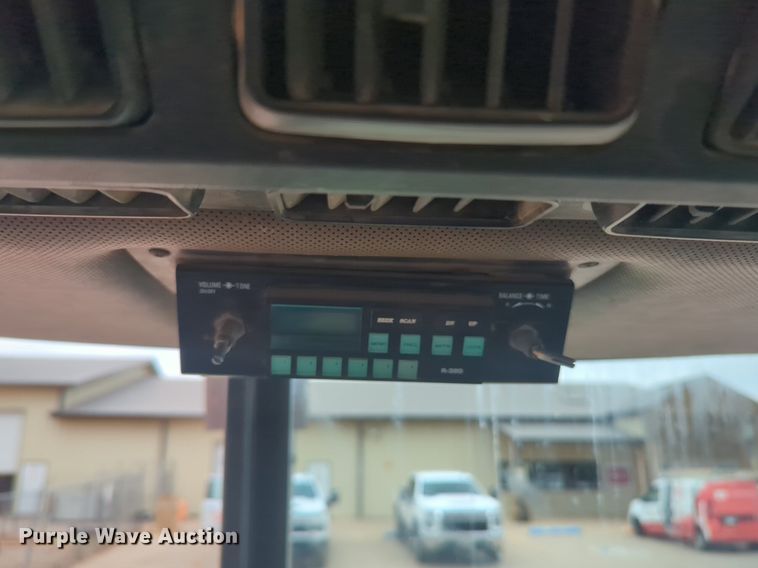 image for item EQ2078 1982 John Deere  4440 tractor