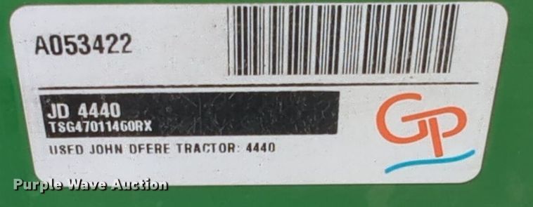 image for item EQ2078 1982 John Deere  4440 tractor