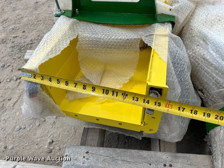 image for item IB9471 John Deere forage harvester spout