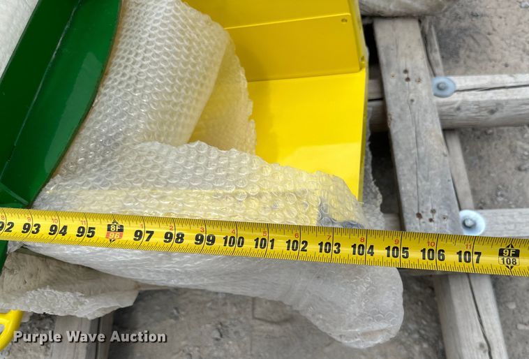 image for item IB9471 John Deere forage harvester spout