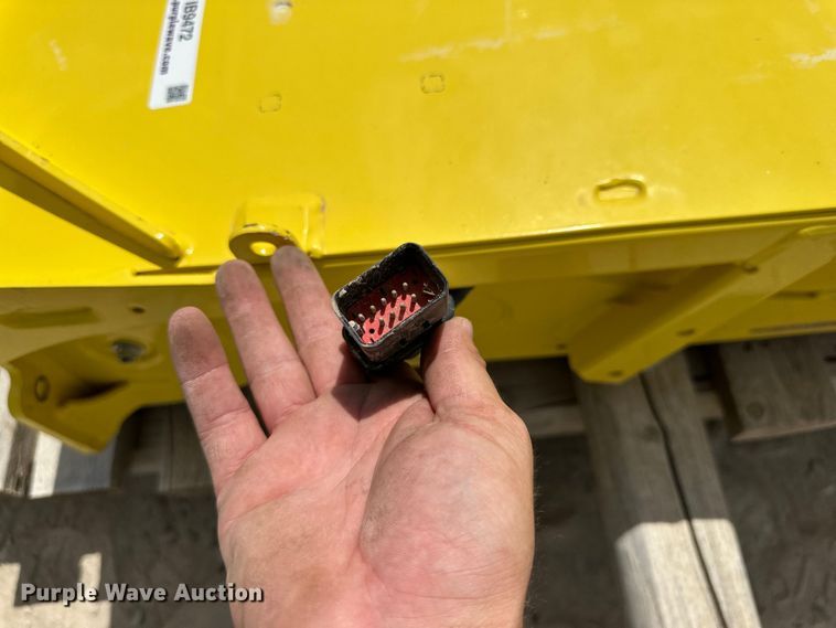 image for item IB9472 John Deere forage harvester spout