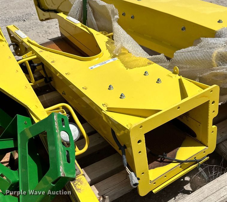 image for item IB9473 John Deere forage harvester spout