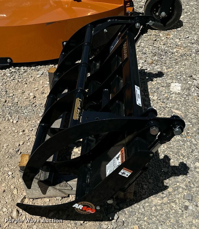 image for item IE9094 Land Pride SGC0548 skid steer grapple bucket