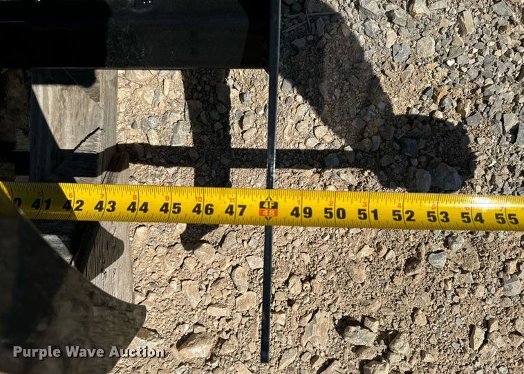 image for item IE9094 Land Pride SGC0548 skid steer grapple bucket