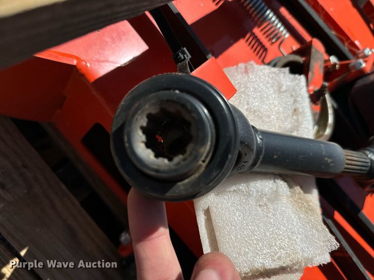 image for item IE9098 Kubota RCK60P-331Z mower deck