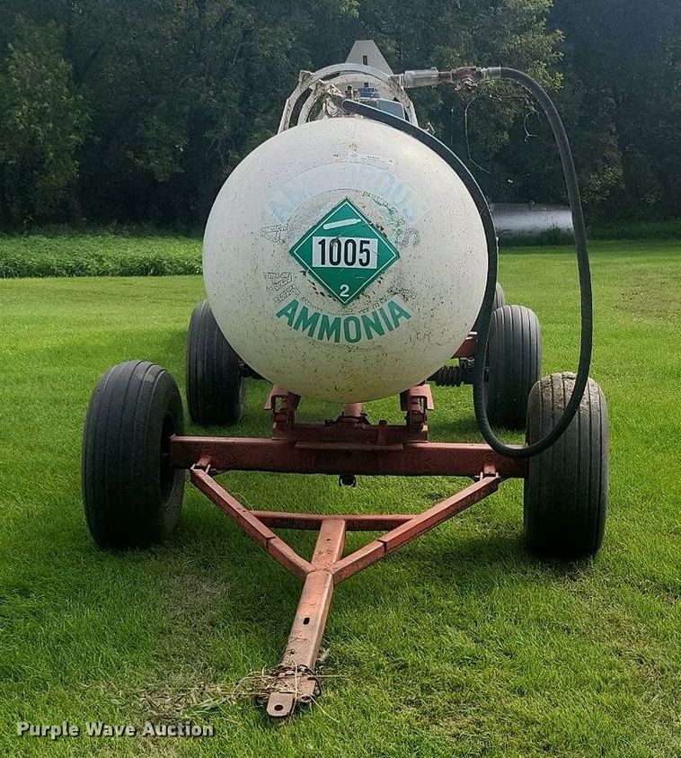 image for item ME9309 (2) NH3 tanks