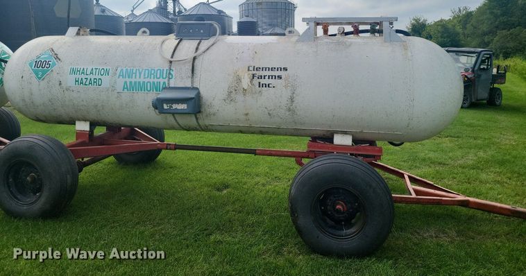 image for item ME9309 (2) NH3 tanks