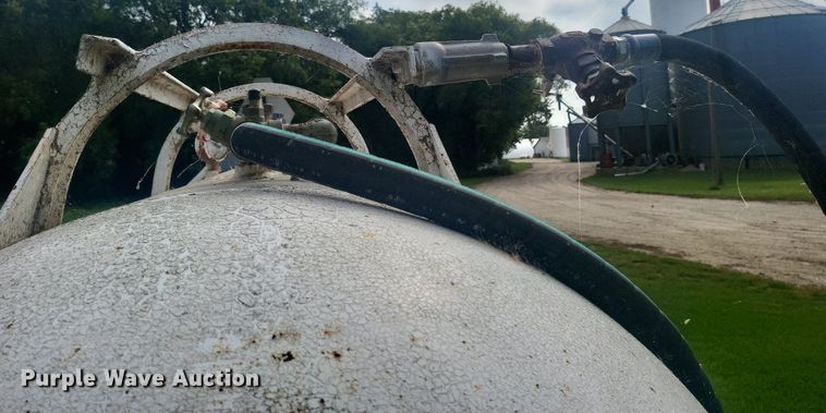 image for item ME9309 (2) NH3 tanks