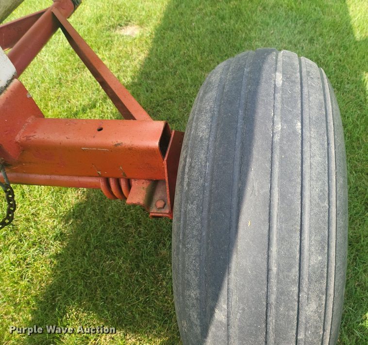 image for item ME9309 (2) NH3 tanks