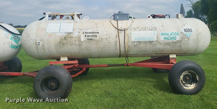 image for item ME9309 (2) NH3 tanks